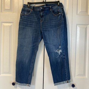 Old Navy Boyfriend distressed jeans size 16